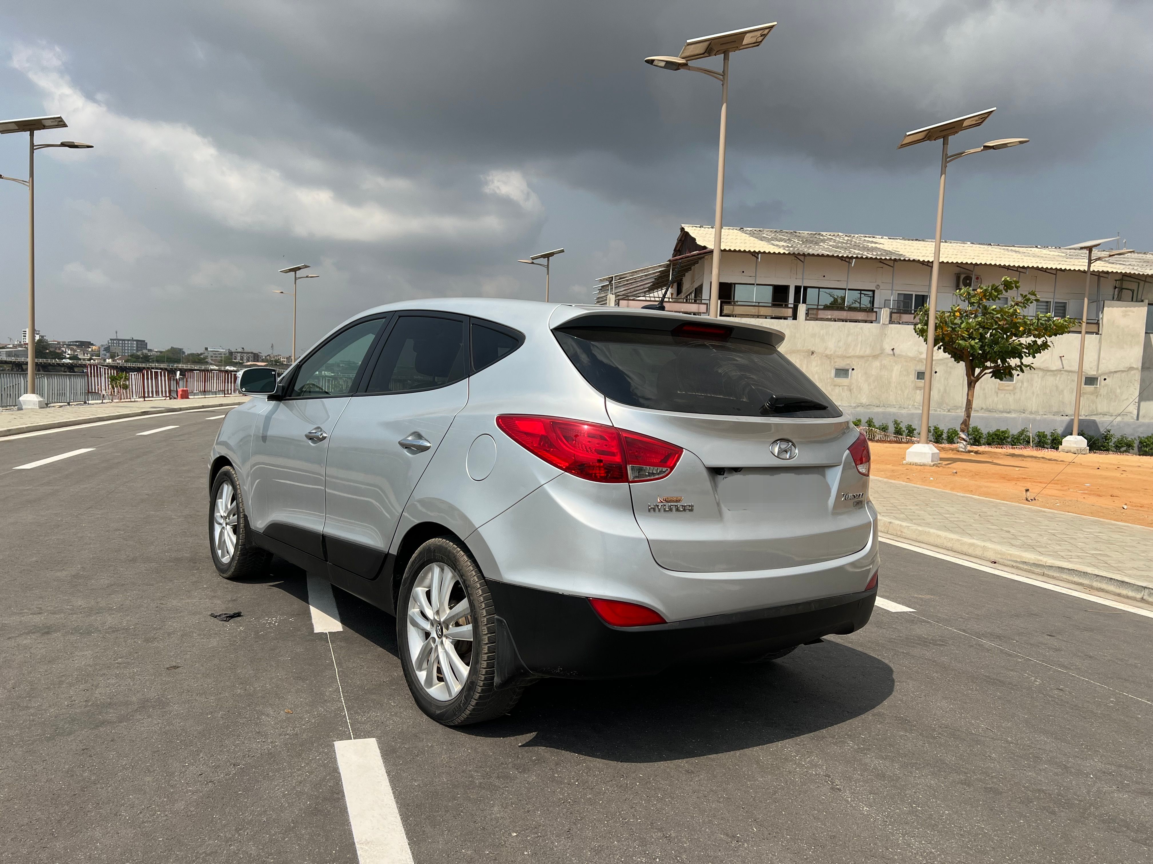 Hyundai TUCSON 1